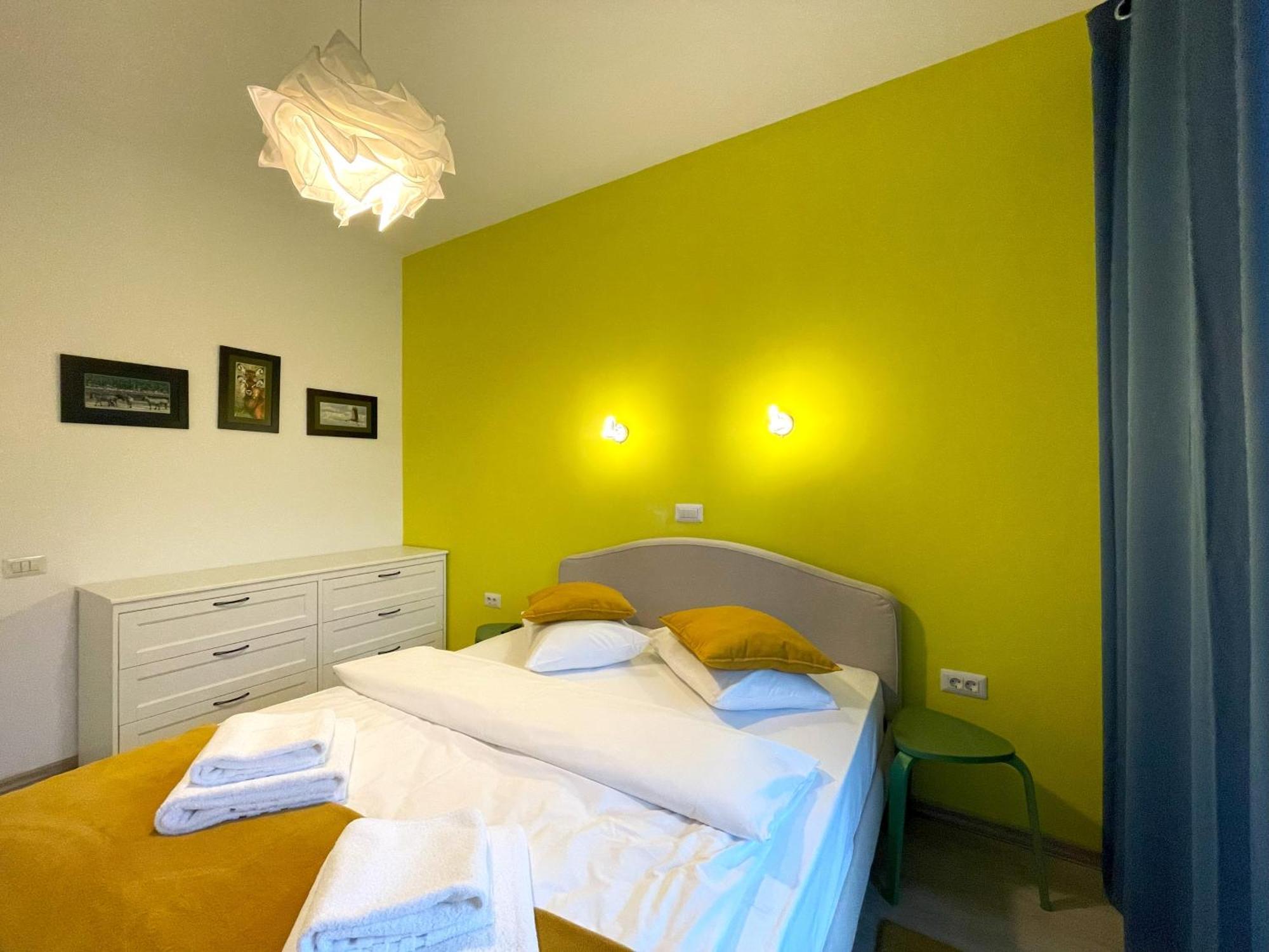 Cozy Riverfront Apartments With Garden And Mountain View Busteni Luaran gambar