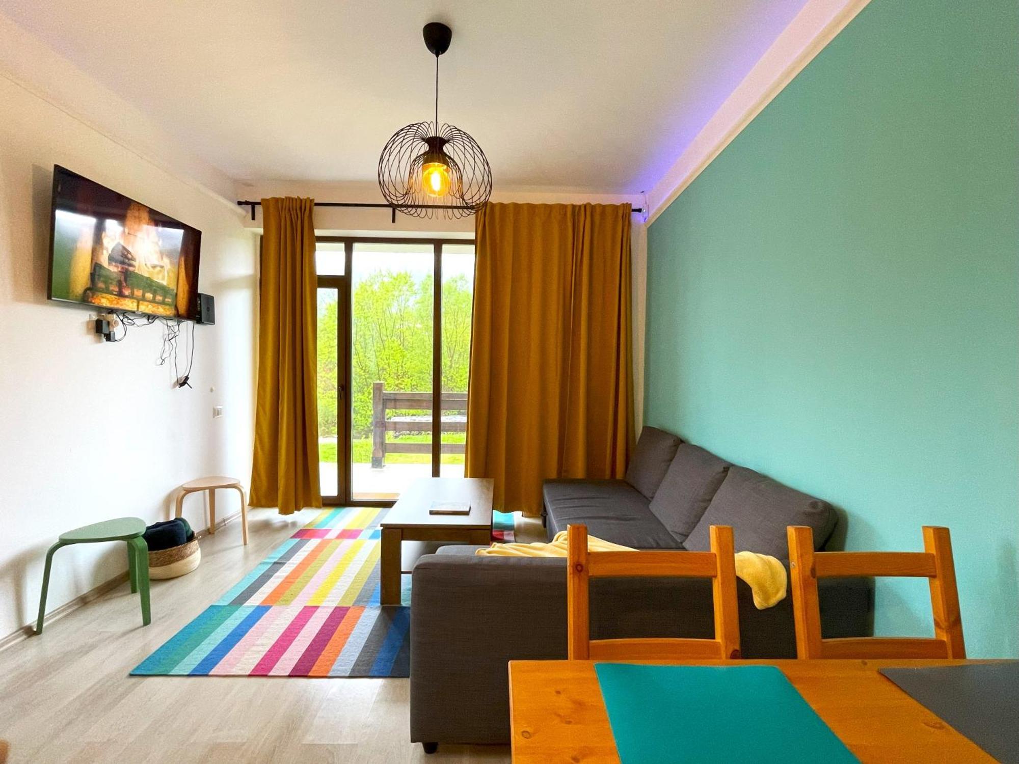 Cozy Riverfront Apartments With Garden And Mountain View Busteni Luaran gambar