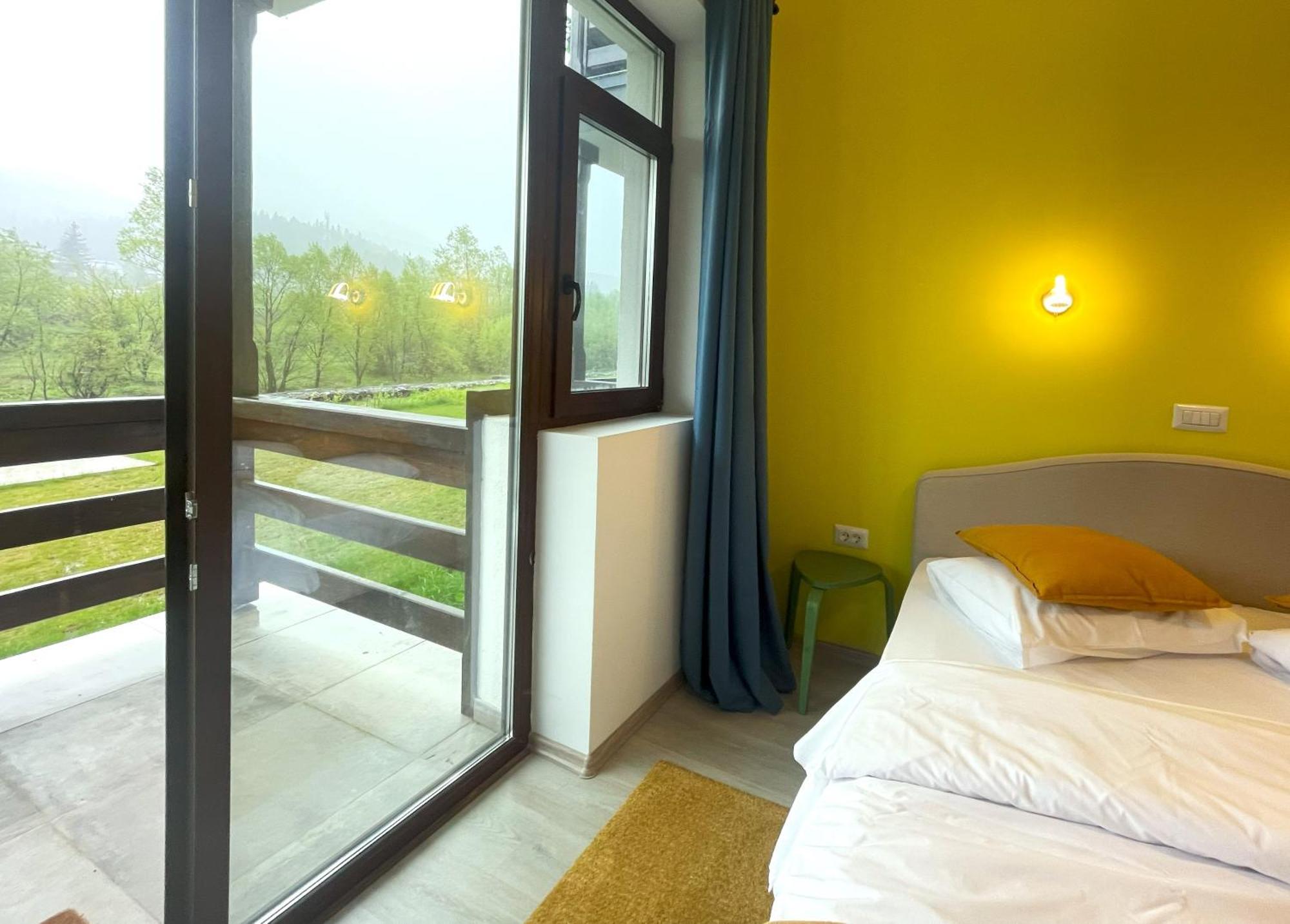 Cozy Riverfront Apartments With Garden And Mountain View Busteni Luaran gambar