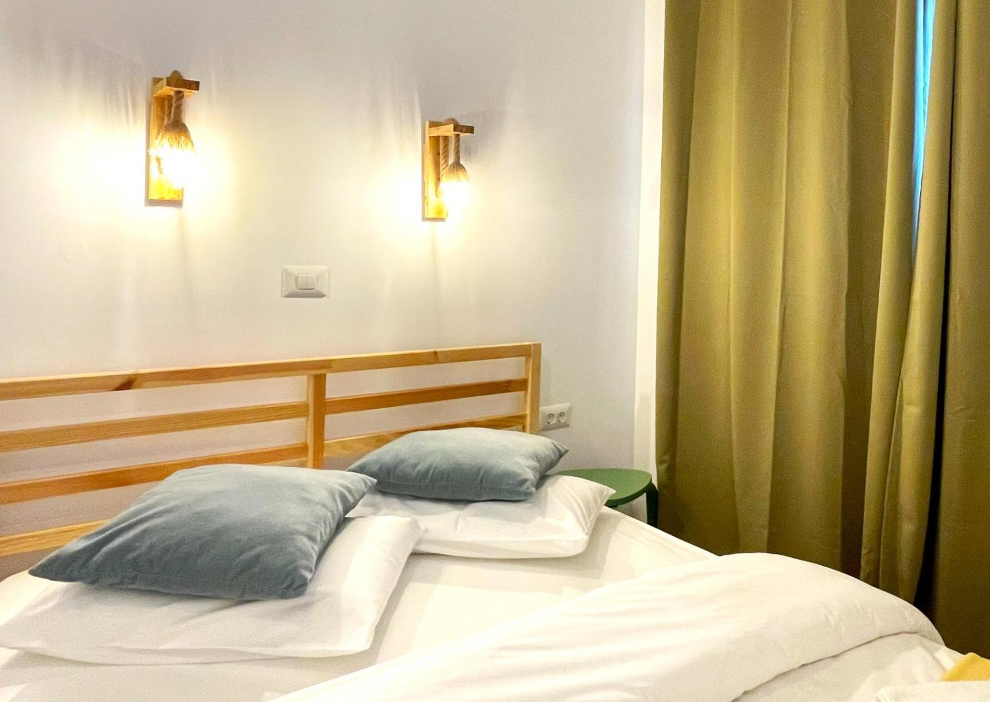 Cozy Riverfront Apartments With Garden And Mountain View Busteni Luaran gambar